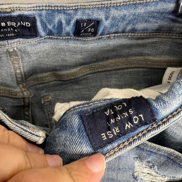 LUCKY BRAND  Low-Rise Skinny Lolita Jeans 10/30 - Picture 5 of 8